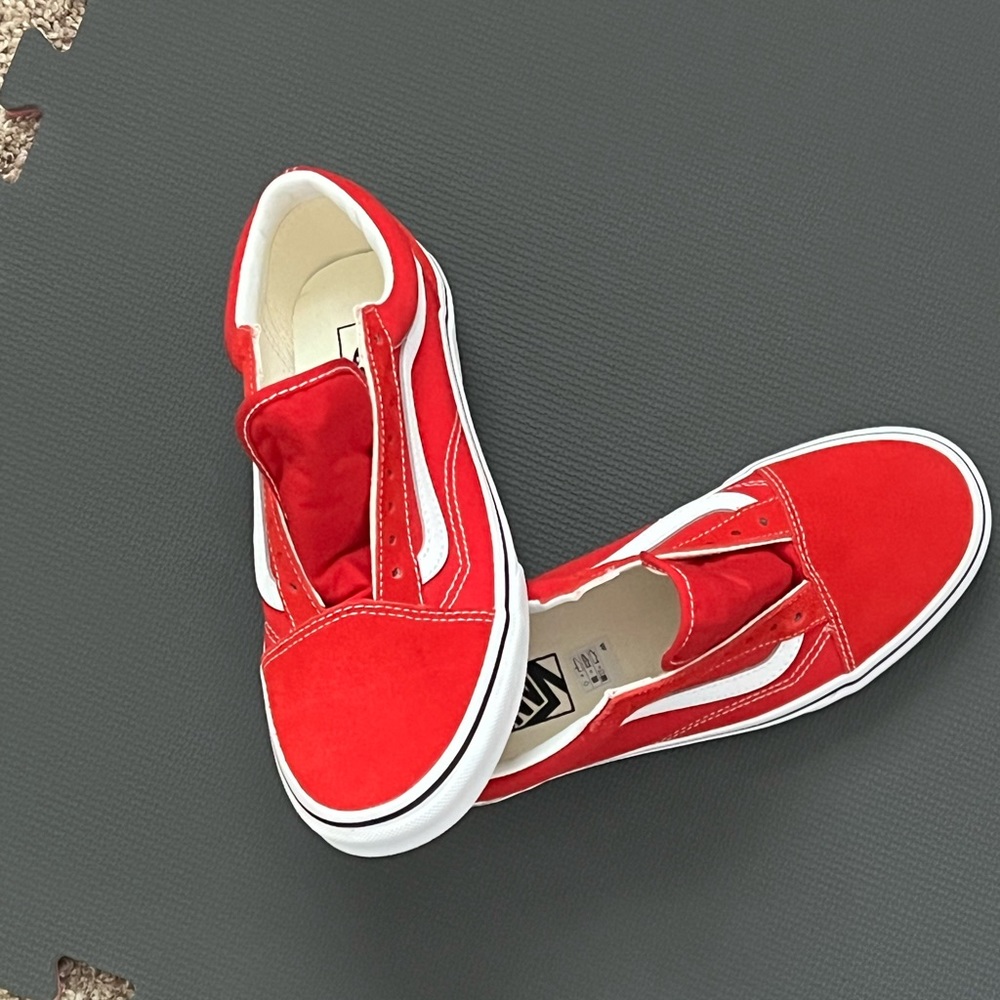 Size 7 - VANS Old Skool Red - VN0A4BV5JV6
